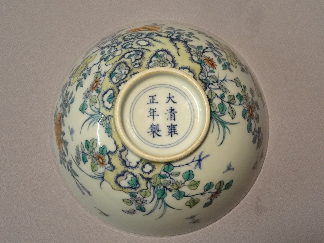 A DOUCAI BOWL YONGZHENG SIX-CHARACTER MARK WITHIN DOUBLE CIRCLES-Porcelain China