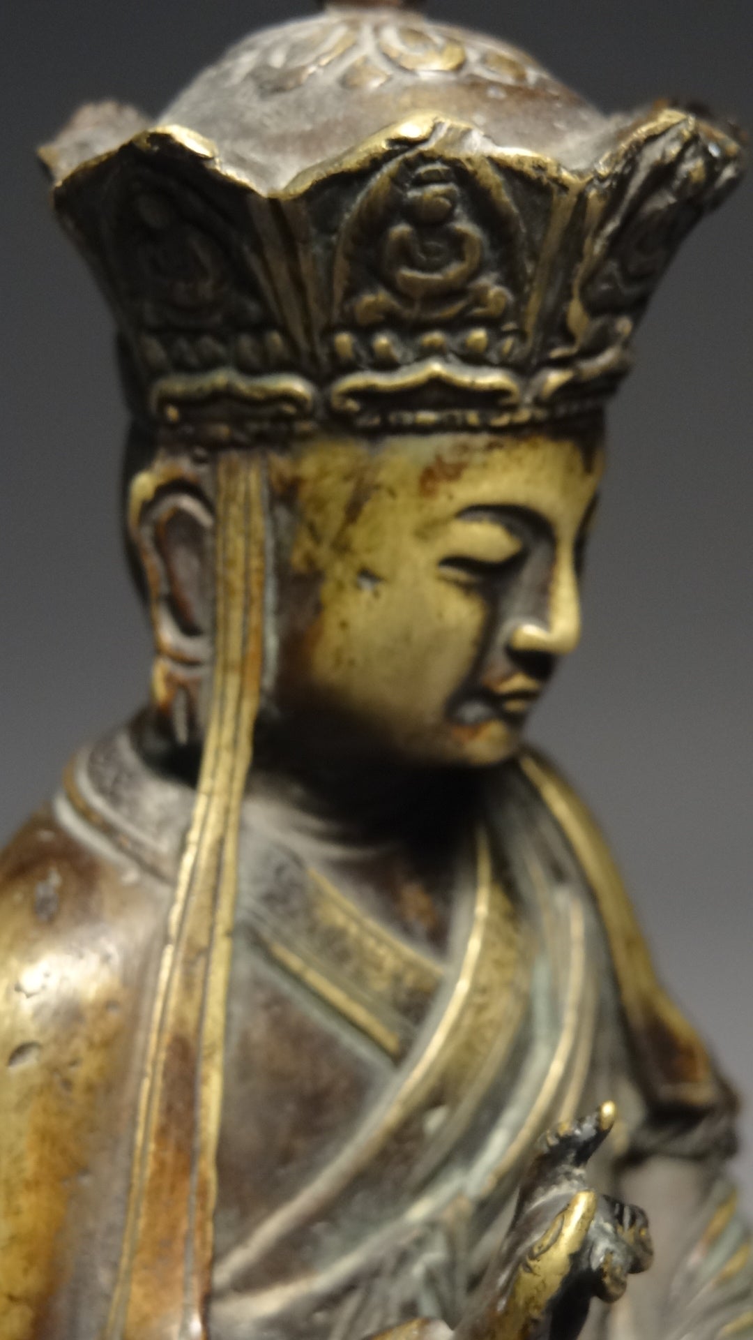 Antique Figure of Buddha Bronze