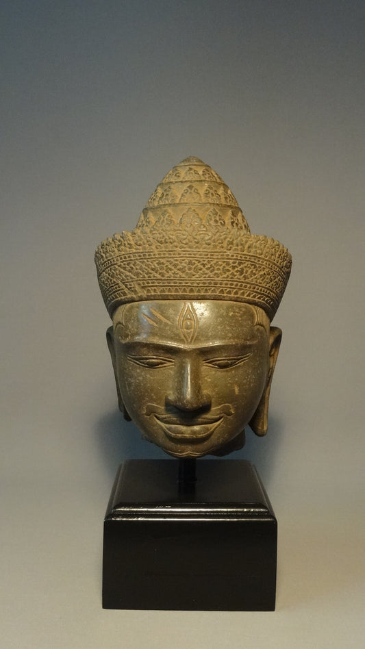 A Fine limestone Head of Shiva, Koh Ker, 10th Century-Khmer