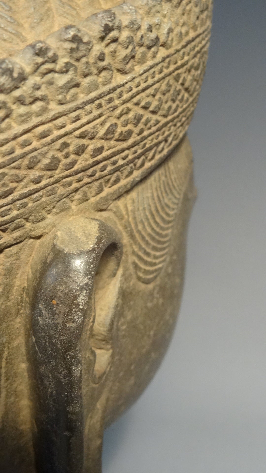 A Fine limestone Head of Shiva, Koh Ker, 10th Century-Khmer