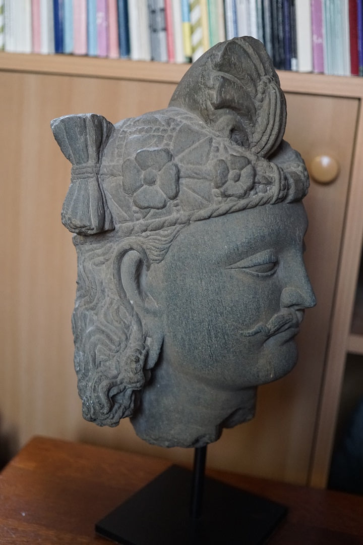 gray schist head of bodhisattva  head of bodhisattva  gandhara head  kushan period  schist head of bodhisattva kushana period 10