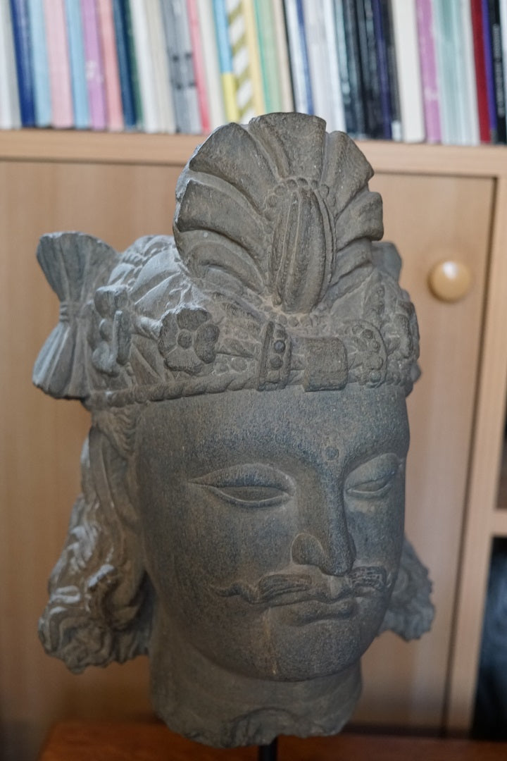 gray schist head of bodhisattva  head of bodhisattva  gandhara head  kushan period  schist head of bodhisattva kushana period 10