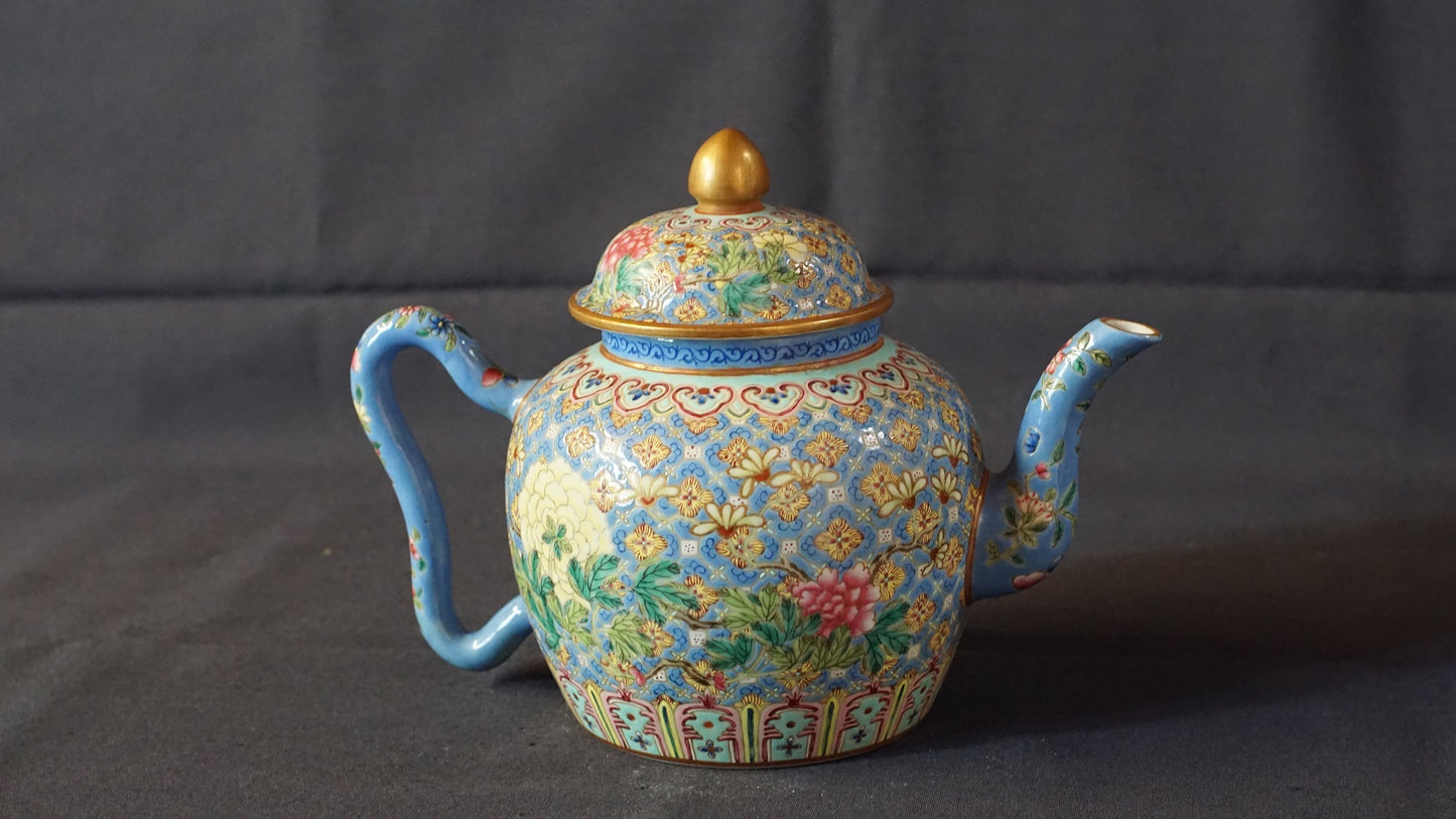 A Rare Chinese Tea Pot from republican period 1912-1949- AIE18